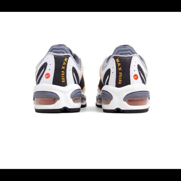 ✔️Nike Air Max Tailwind IV- On sale - Picture 3 of 9